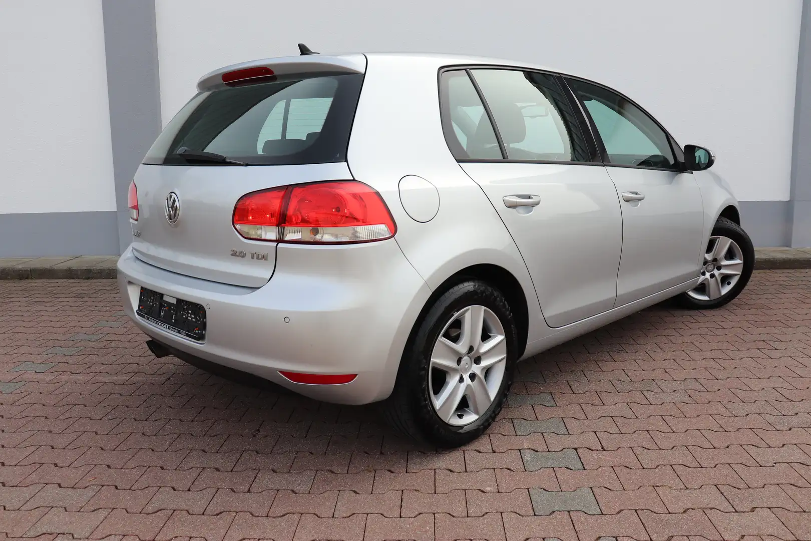 Volkswagen Golf 6 2.0TDI COMFORTLINE*RCS510*AHK*PDC*SITZHEIZ.SH-VW Argent - 2
