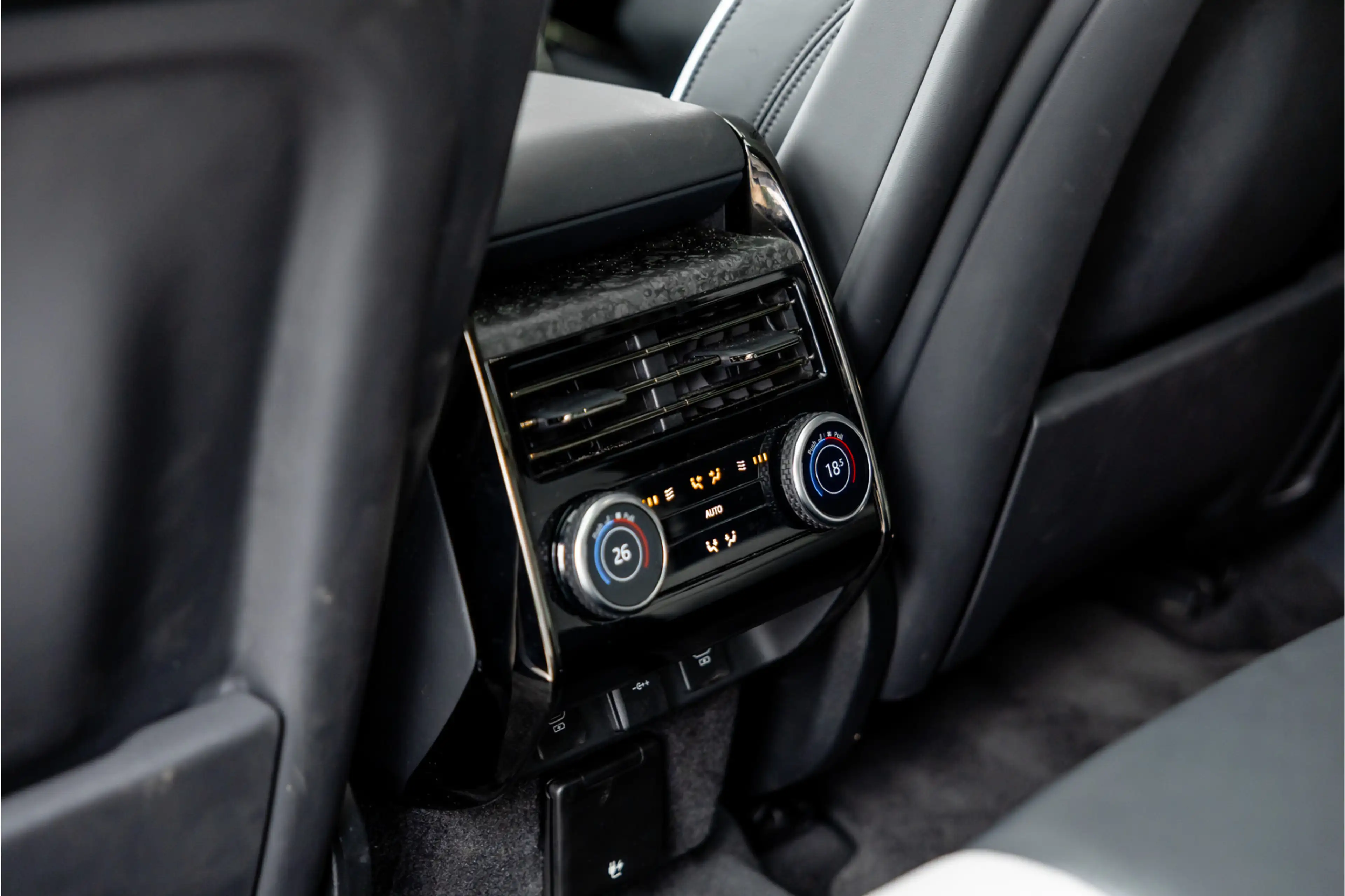 Land Rover Range Rover Sport 3.0 P510e First Edition - Panorama | Meridian | 4x — photo 10