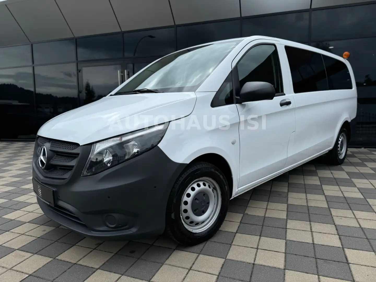 Mercedes-Benz Vito 110 CDI Tourer Extralang 9-SITZER,KLIMA Weiß - 1