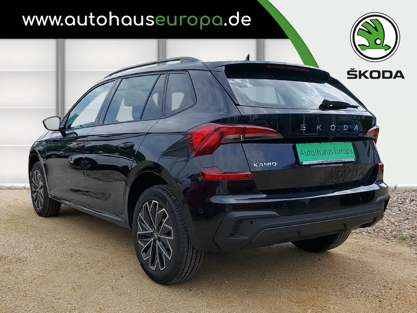 Skoda Kamiq 1.5 TSI Selection ACC Navi Kam SpurH SpurW eKlappe Schwarz - 2