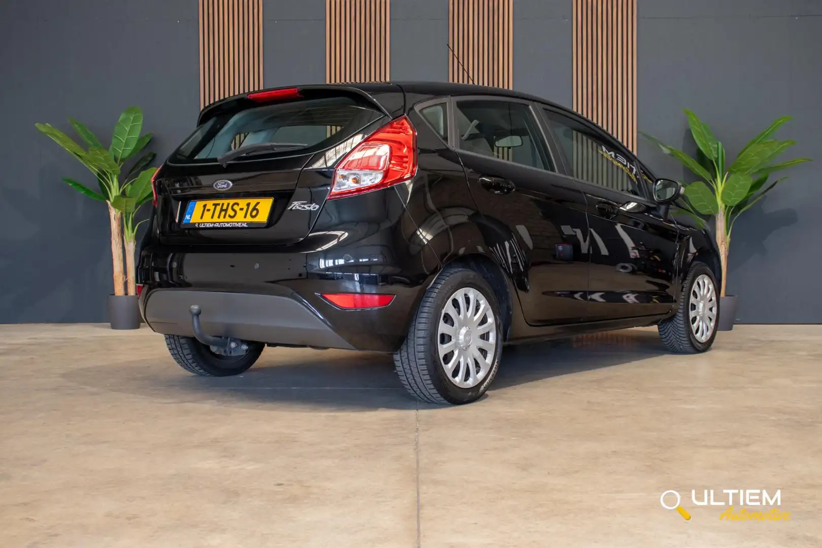 Ford Fiesta 1.0 Style | NAVI*TREKHAAK*AIRCO Schwarz - 2