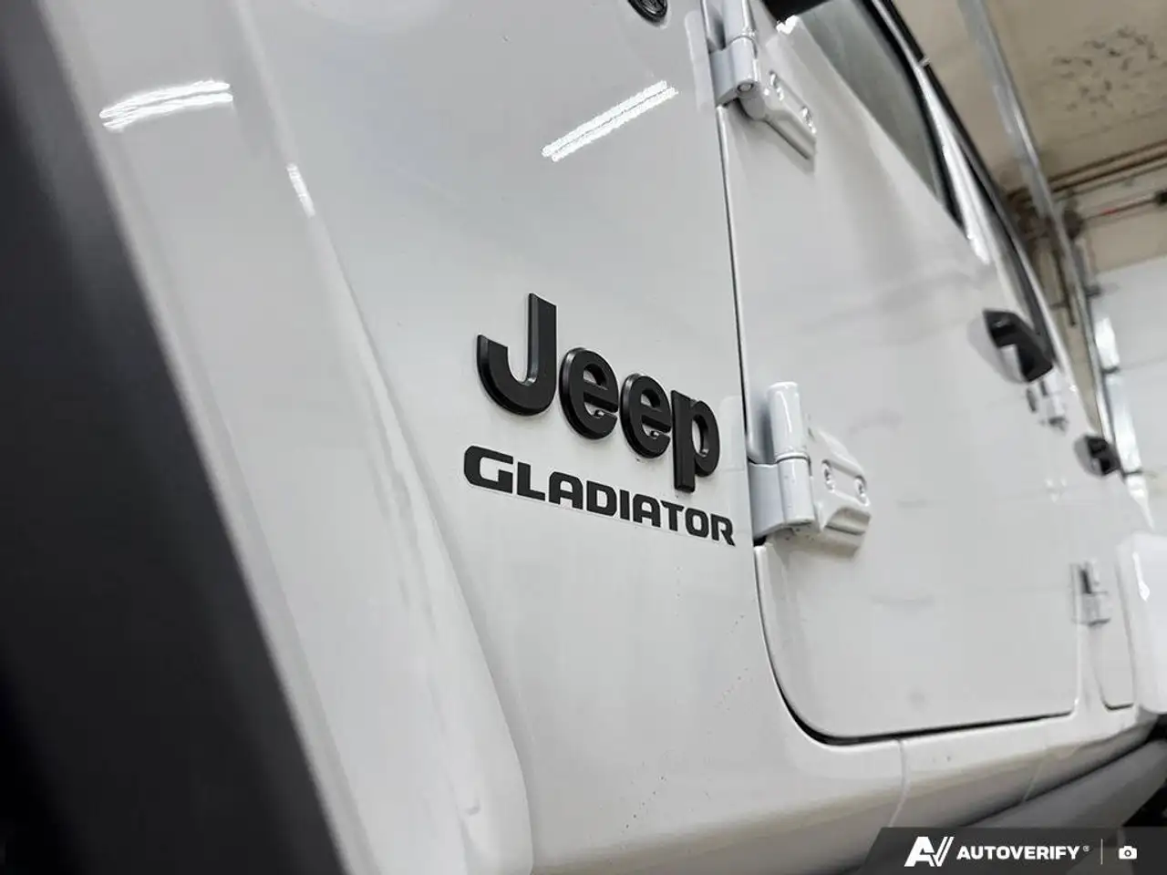 Jeep Gladiator photo Jeep Gladiator