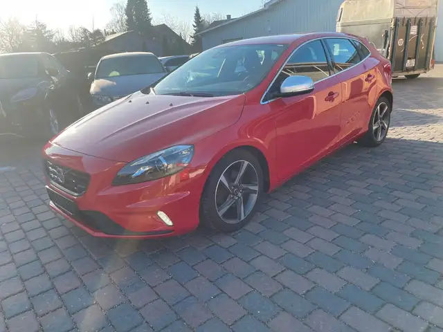 Volvo V40 T4 Momentum R-Design NAVI