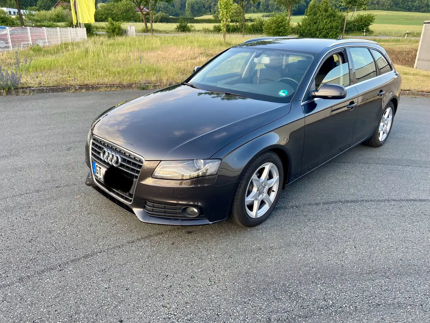 Audi A4 Avant 2.0 TDI DPF Ambition - 1