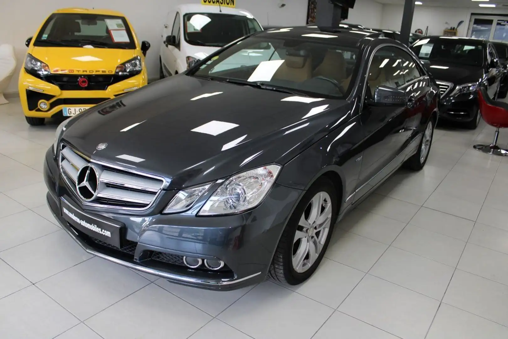 Mercedes-Benz E 250 COUPE 250 CDI EXECUTIVE BE BA Gri - 1