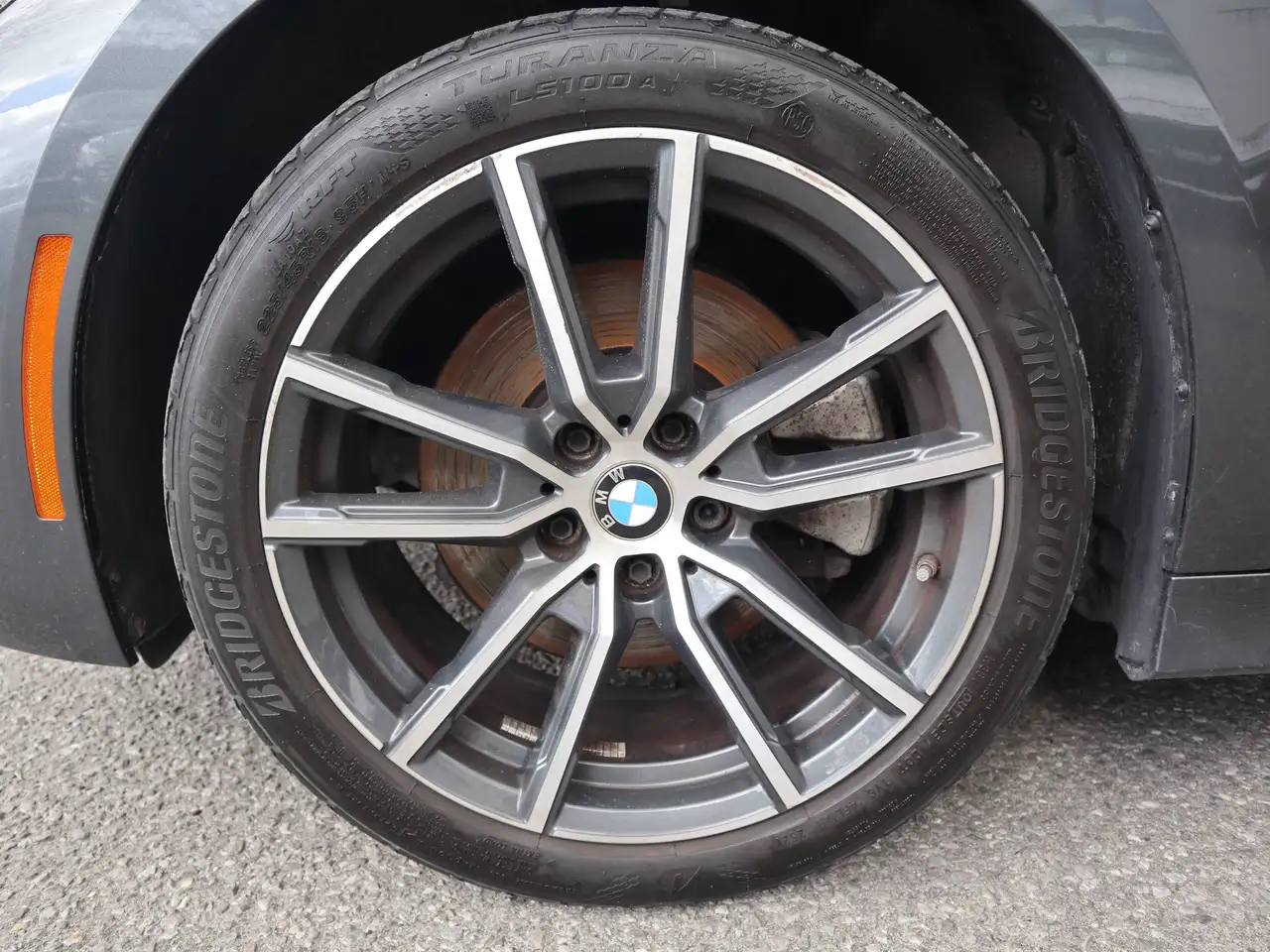 BMW 3 Series снимка BMW 3 Series
