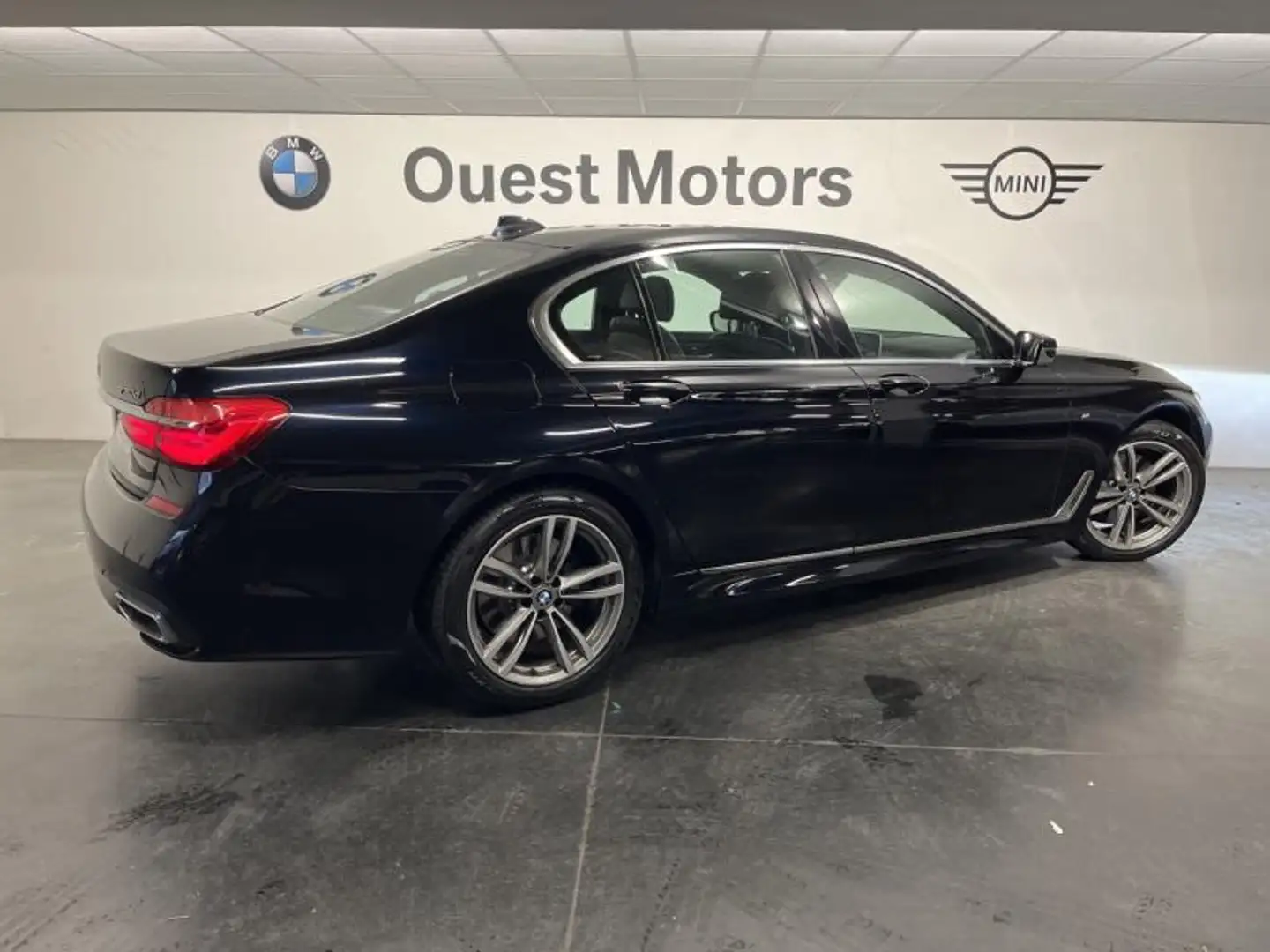 BMW 730 730dA xDrive 265ch M Sport - 2