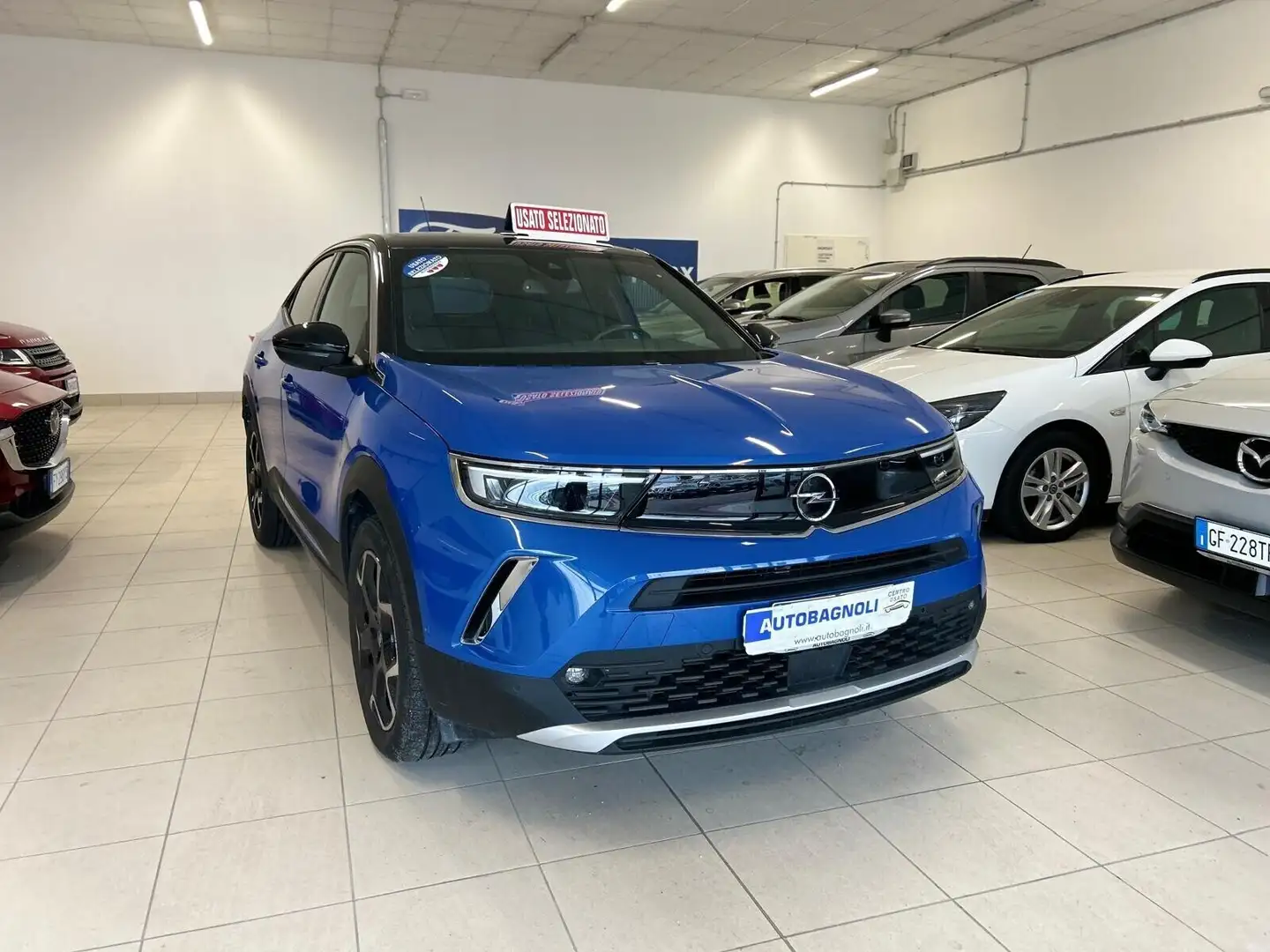 Opel Mokka ULTIMATE 1.2 Turbo 136 CV 6mt SPOTICAR Bleu - 2