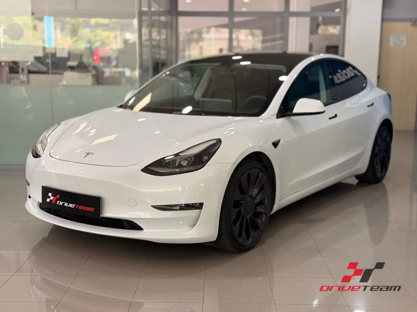 Tesla Model 3 Long-Range Dual Motor Performance AWD Blanco - 1