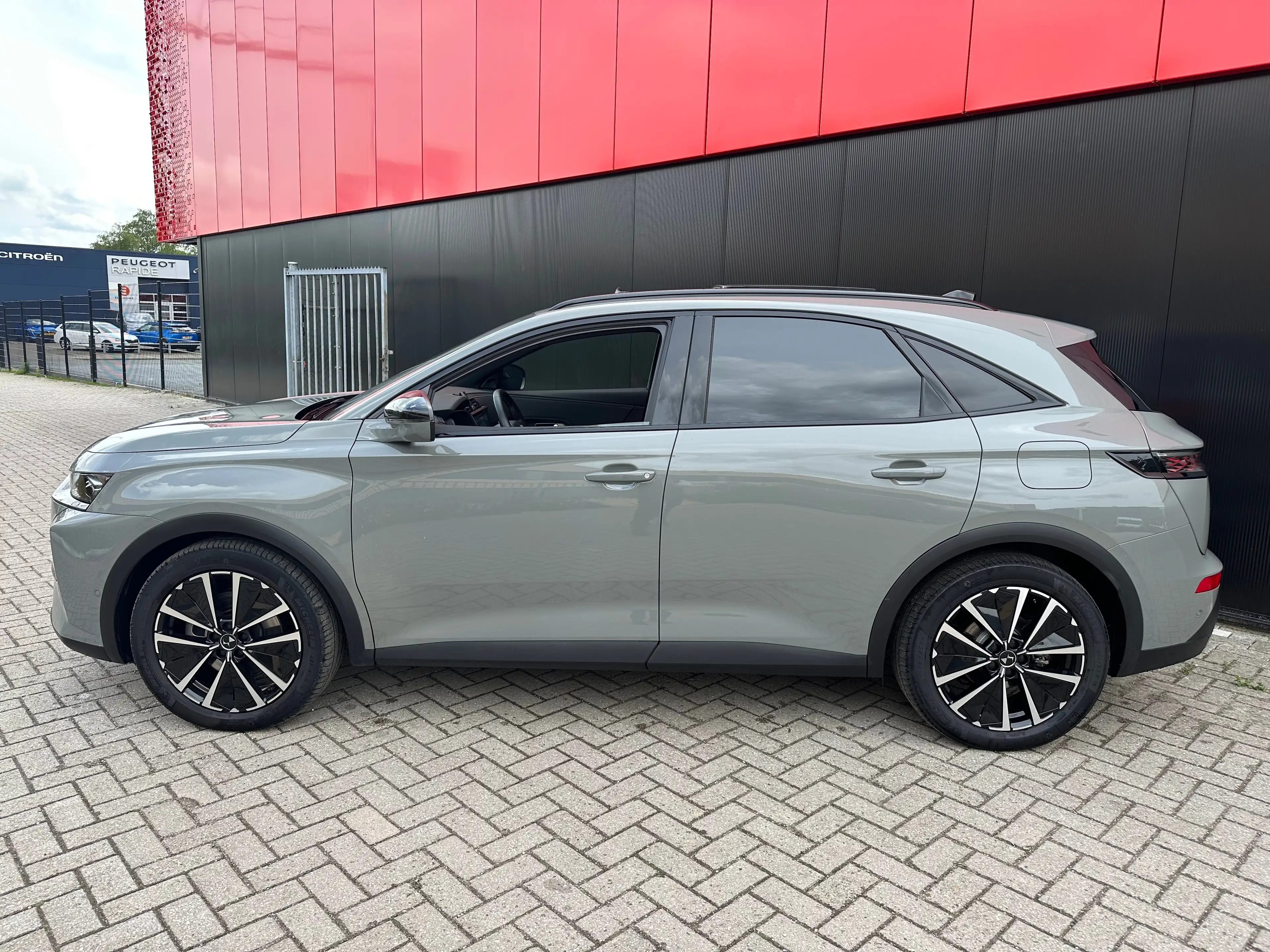 DS Automobiles DS 7 1.6 PHEV 300 4x4 Etoile | Achterbank in delen neer — photo 6