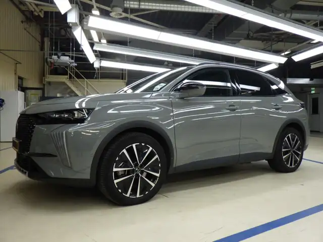 DS Automobiles DS 7 1.6 PHEV 300 4x4 Etoile | Achterbank in delen neer