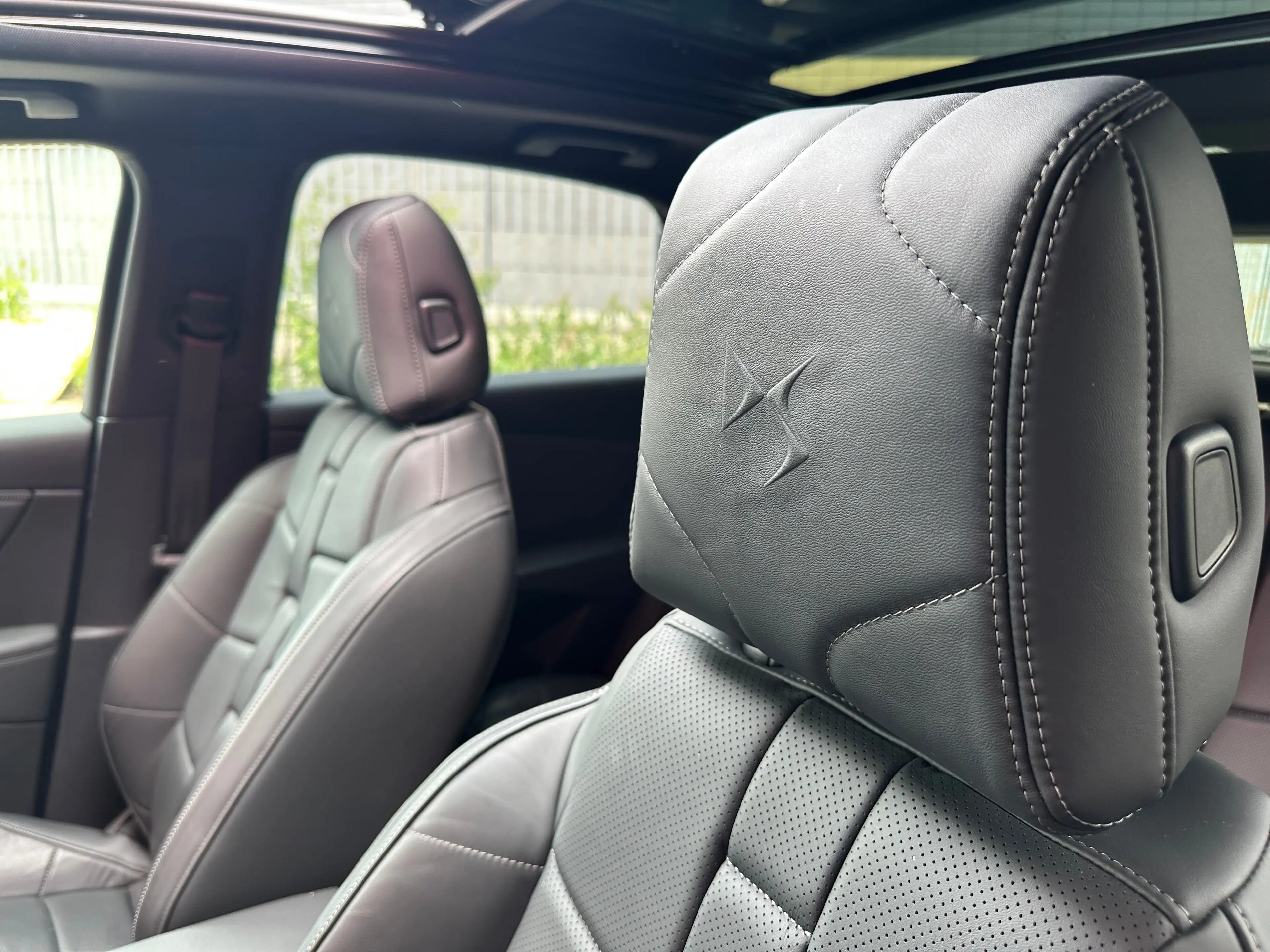 DS Automobiles DS 7 1.6 PHEV 300 4x4 Etoile | Achterbank in delen neer — photo 23