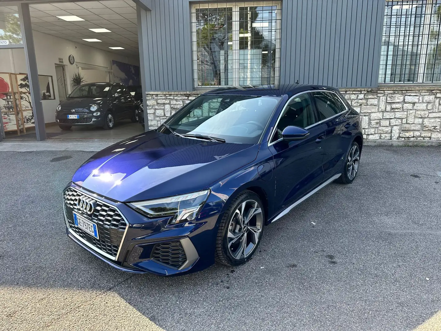 Audi A3 SPB 40 TFSI e S tronic S line edition plug-in Azul - 2