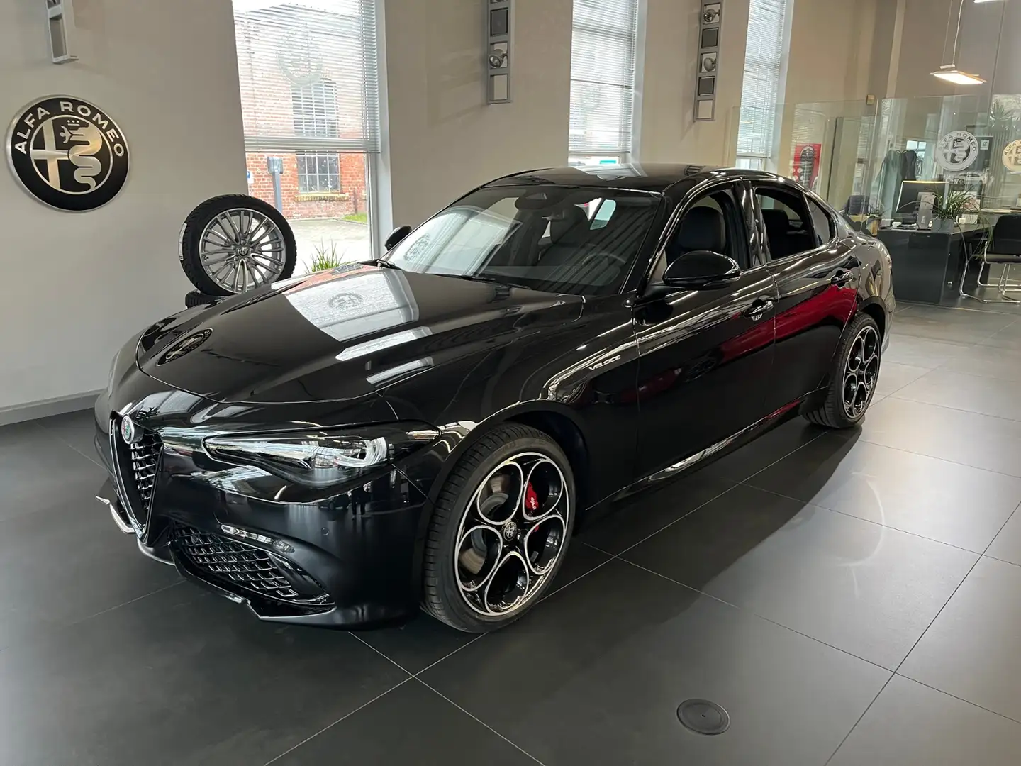 Alfa Romeo Giulia Veloce 2.0l TB Premium-Paket Noir - 2