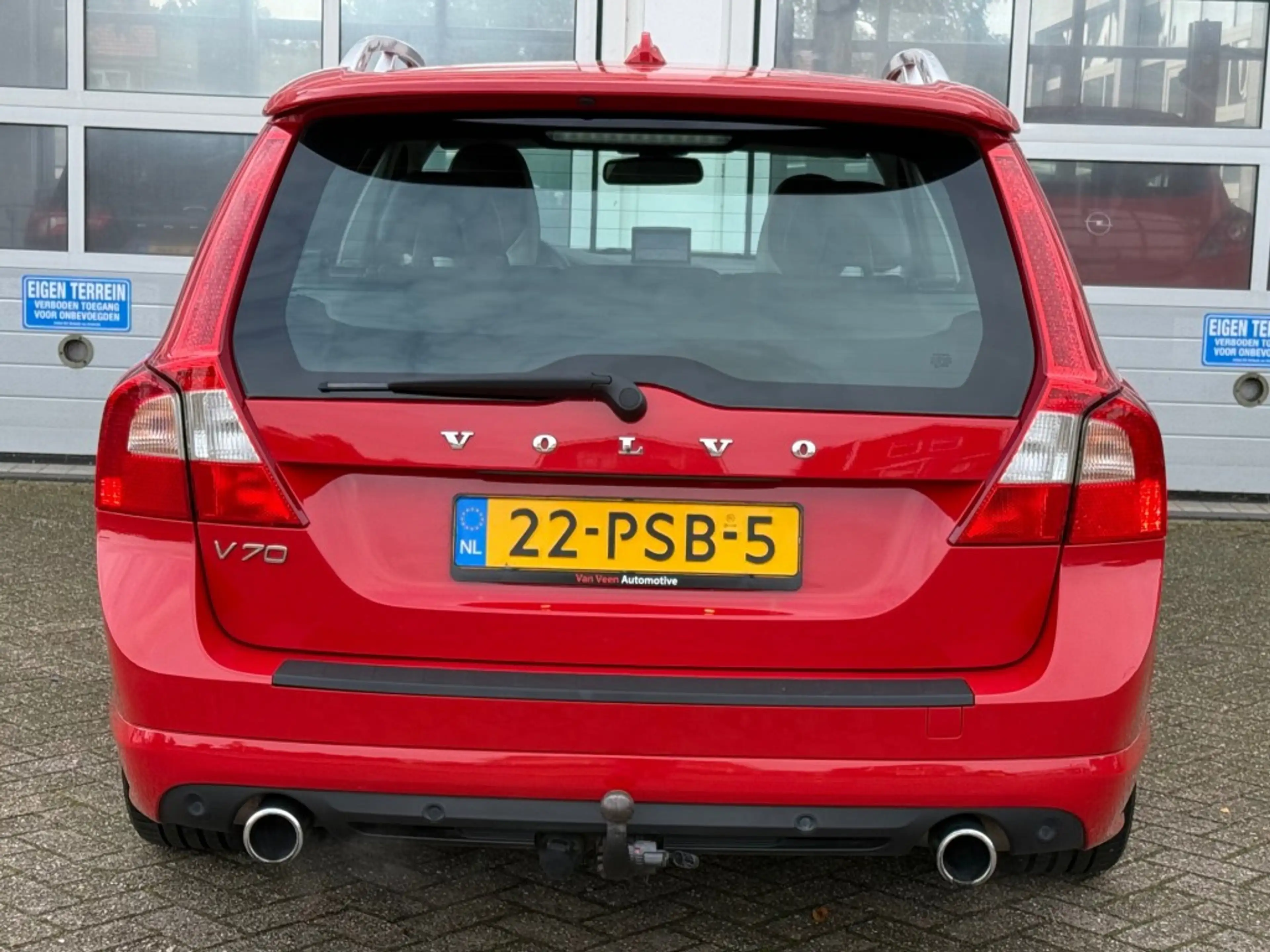 Volvo V70 2.0 Turbo 203PK R-Design Xenon Navi Leer Trekhaak — photo 4