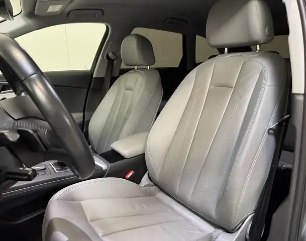 Audi A4 Avant view 17
