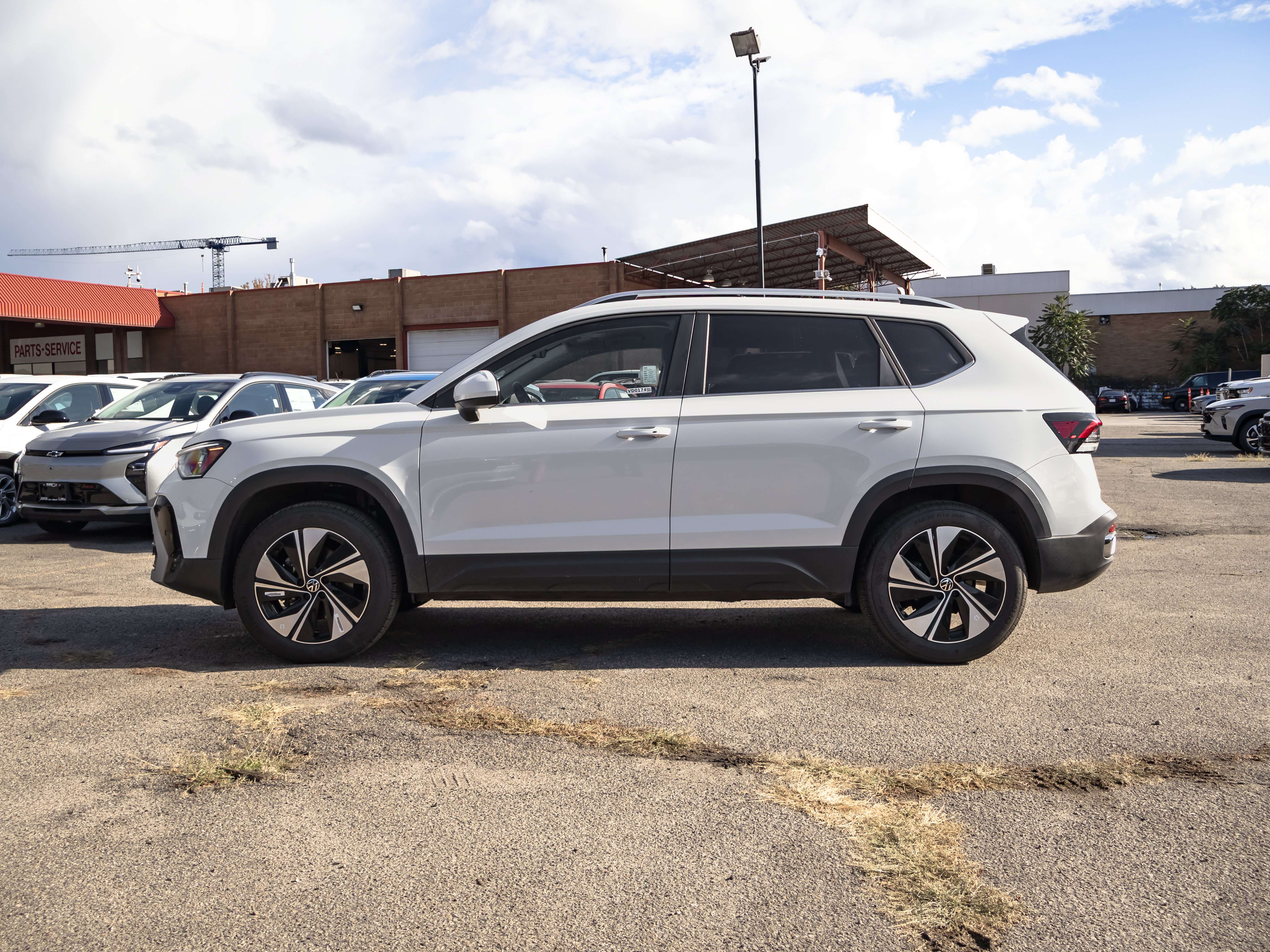 2026 Volkswagen Taos