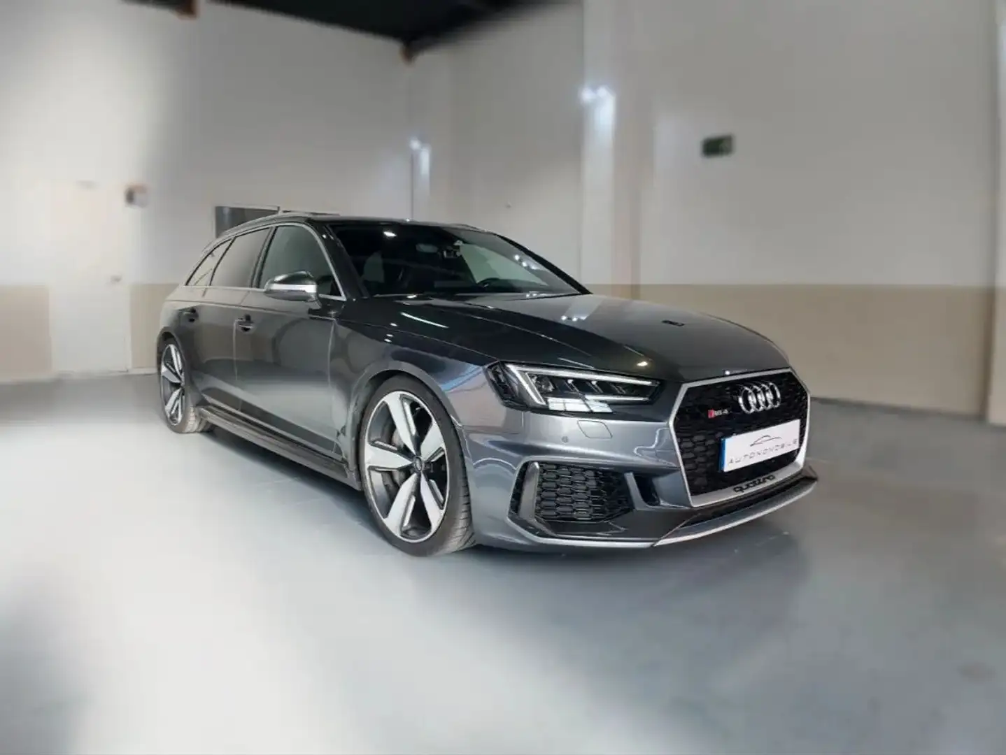 Audi RS4 Avant 2.9 TFSI quattro tiptronic Gris - 1