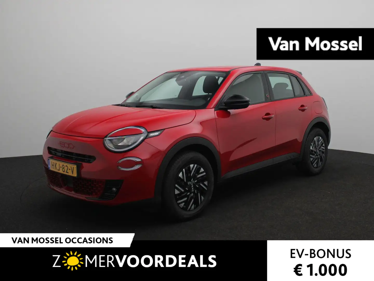 Fiat 600e RED 54 kWh | Carplay | Parkeersensoren | Ruime Aut Rood - 1