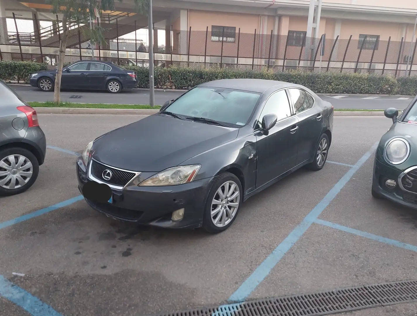 Lexus IS 220d 2.2 Luxury - 2