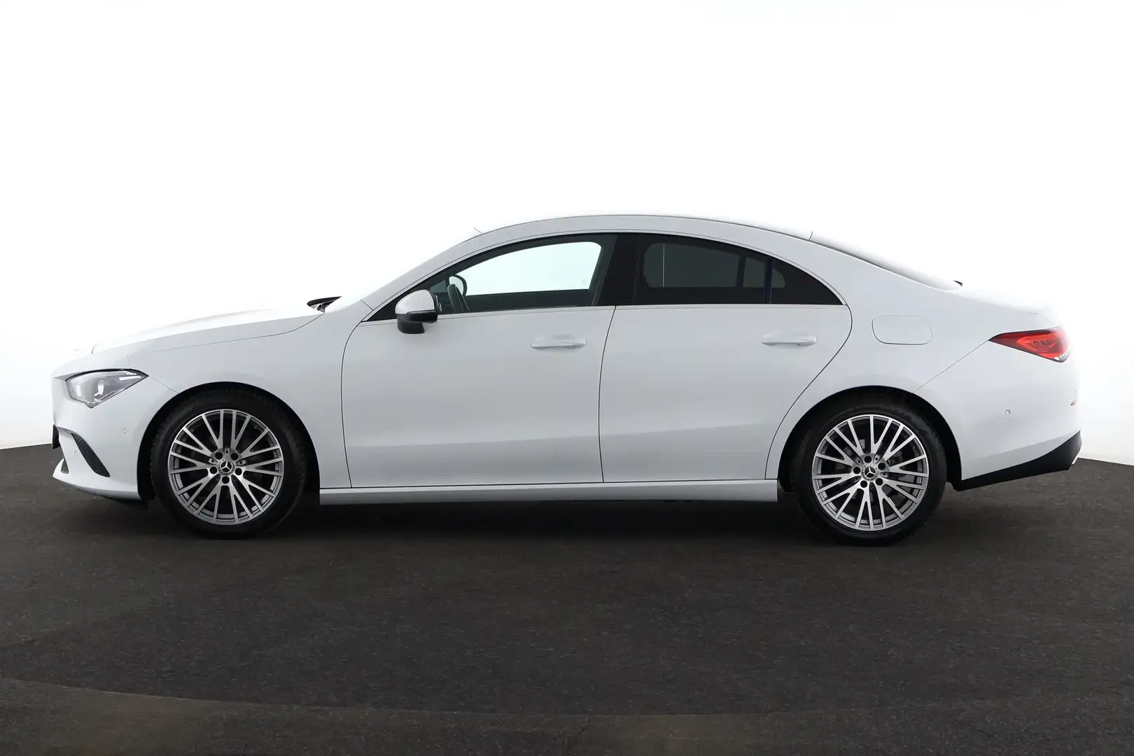 Mercedes-Benz CLA 180 BUS.SOLUTION i + GPS + LEDER + CAMERA + PDC + CRUI - 2
