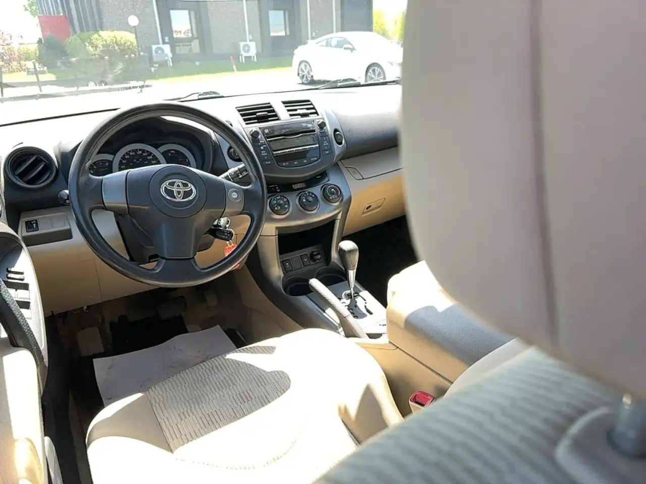 Toyota RAV 4 снимка Toyota RAV 4