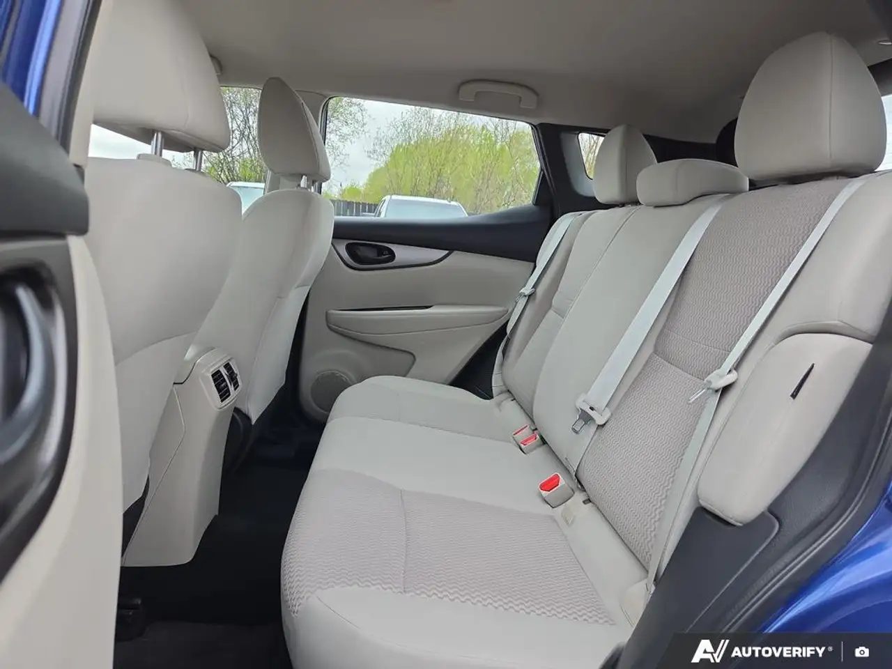Nissan Qashqai снимка Nissan Qashqai