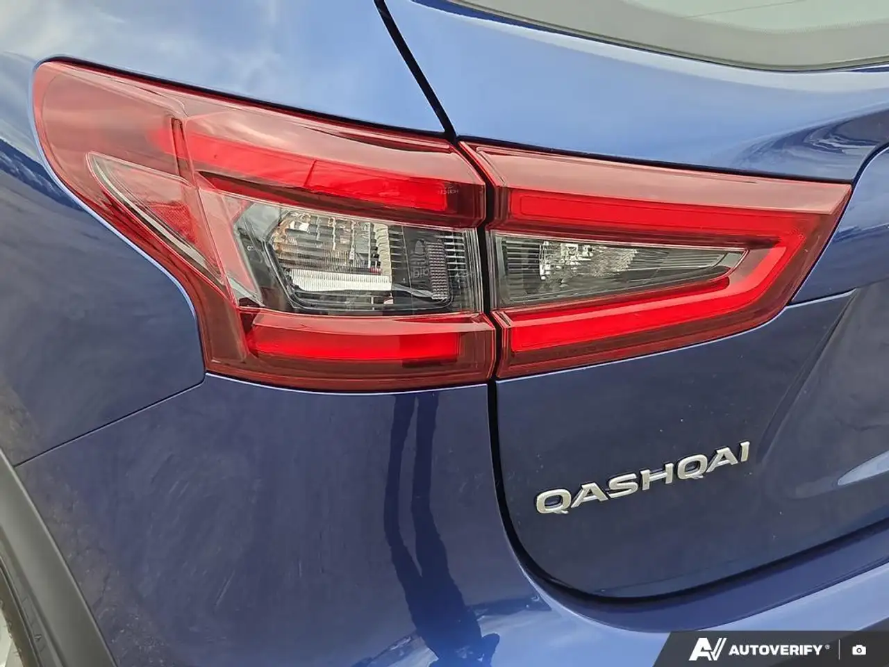 Nissan Qashqai снимка Nissan Qashqai