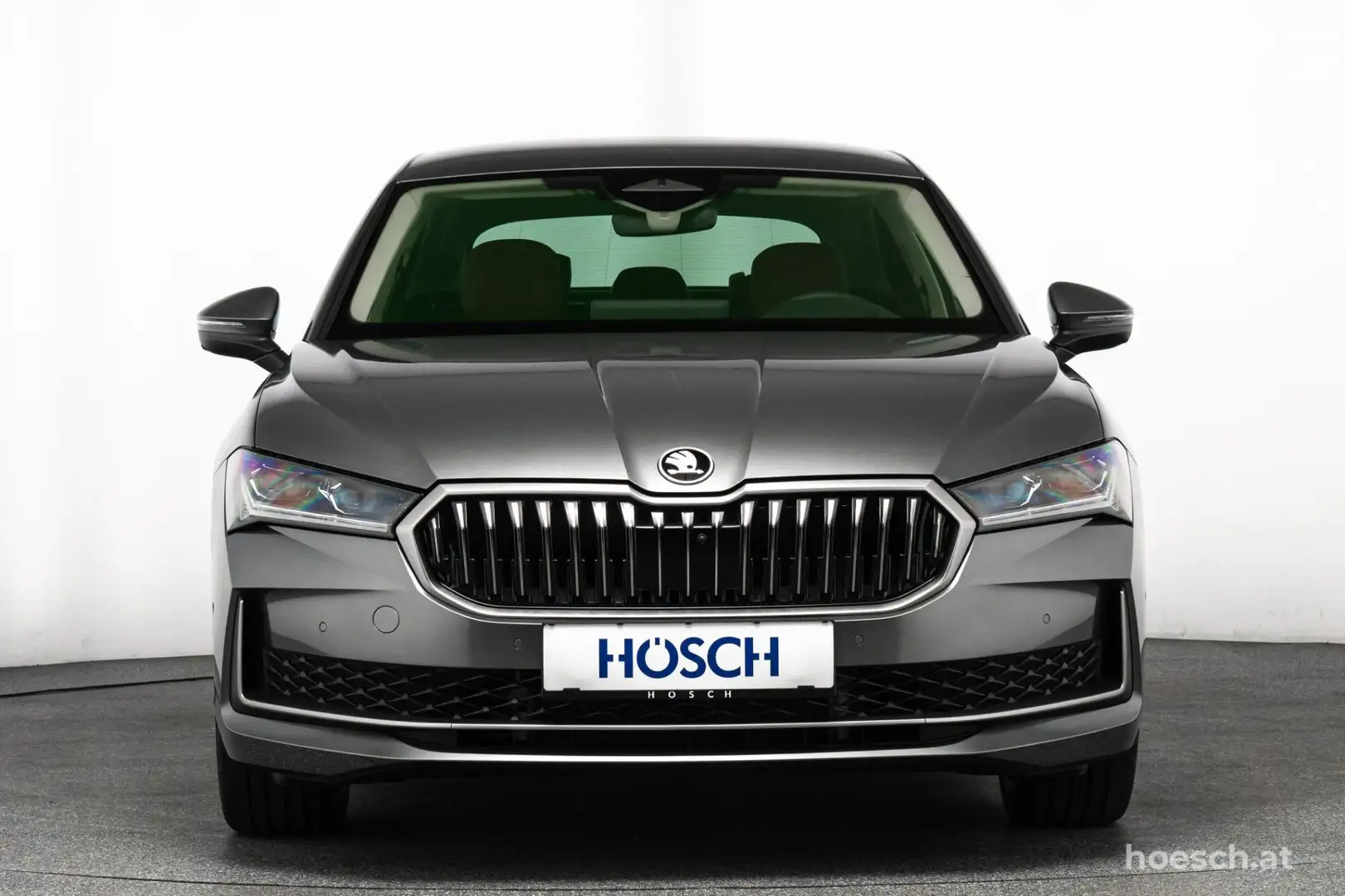 Skoda Superb TSI iV L&K TOP EXTRAS WIE NEU -38% Grau - 2
