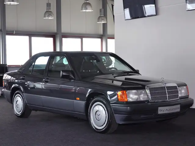 Mercedes-Benz 190 E (W201) ! Erst 027.483 km ! Traumzustand !