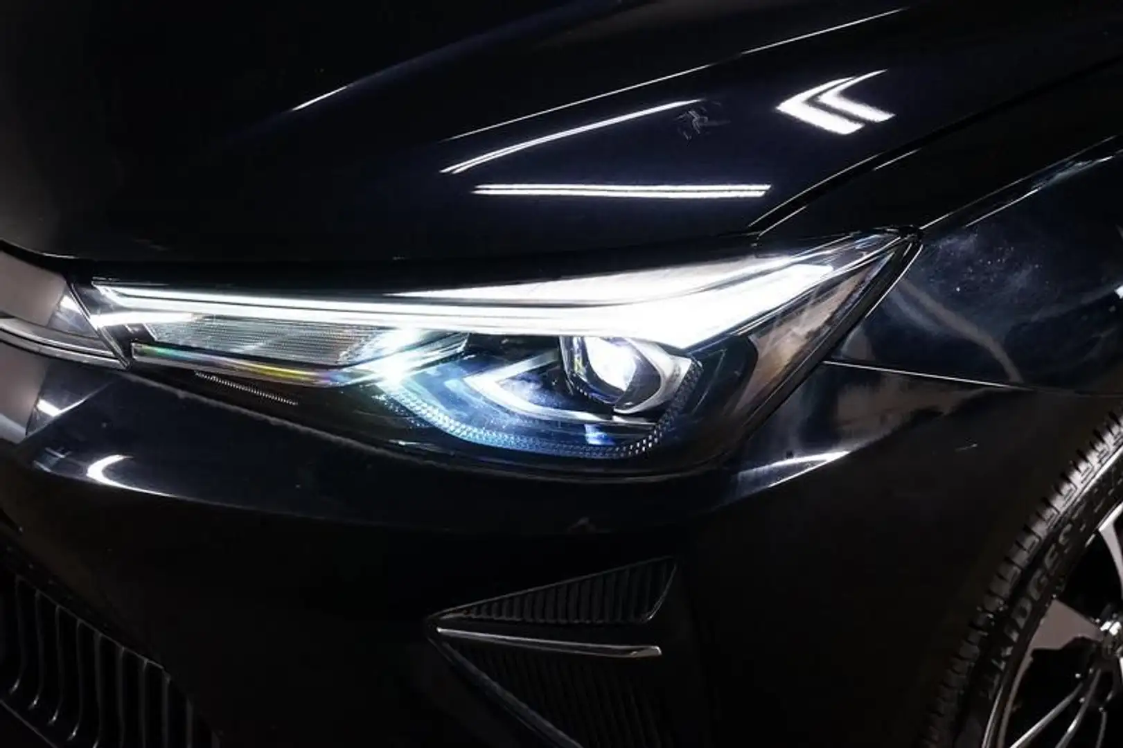 MG MG5 5 50 kWh Standard Range Comfort*LED*RFK*SHZ* Schwarz - 2