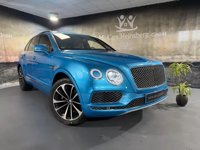 Bentley Bentayga 6.0 W12 4WD Autom. Akrapovic Scheckh.