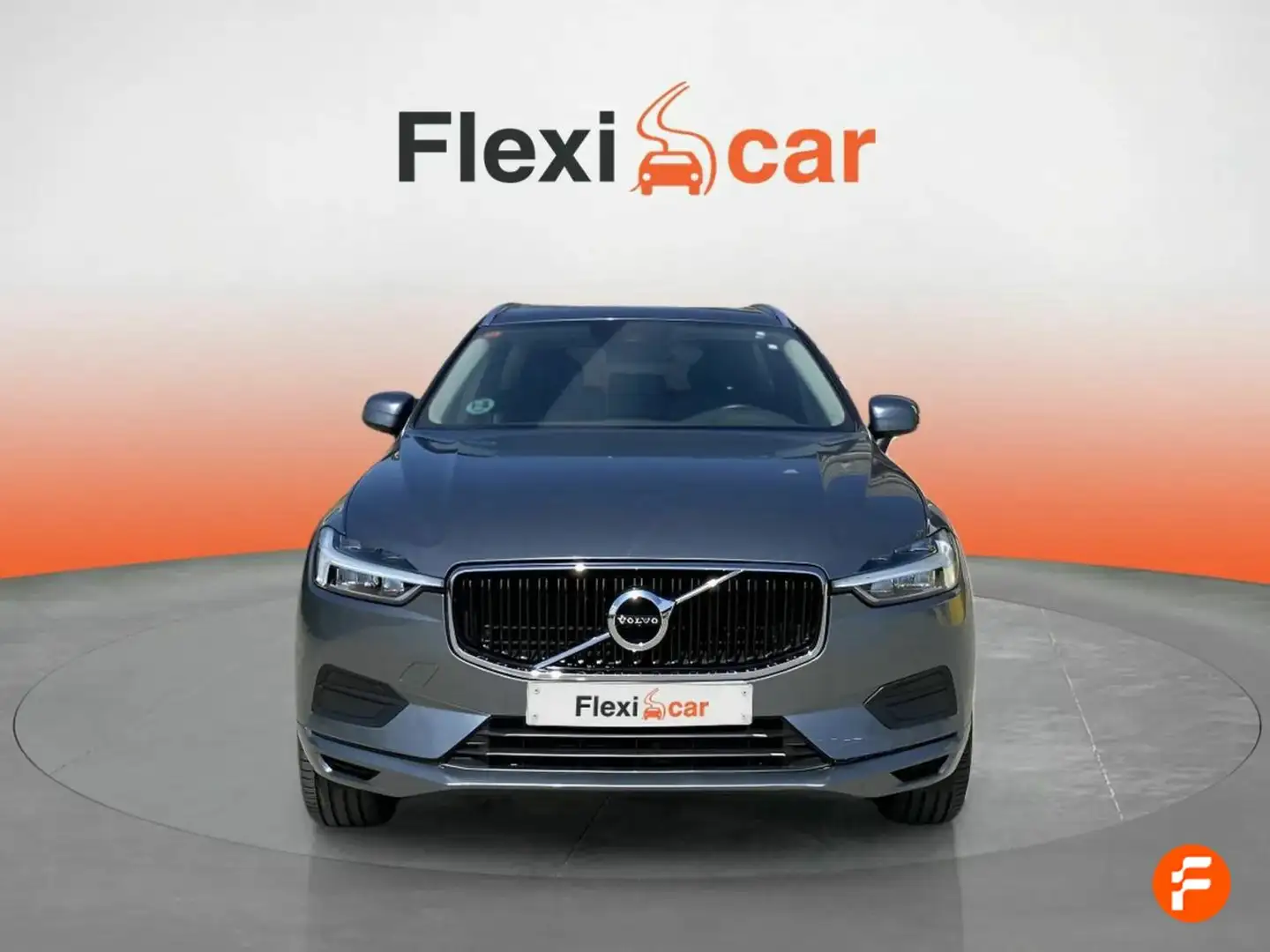 Volvo XC60 D4 Momentum Aut. Grigio - 1