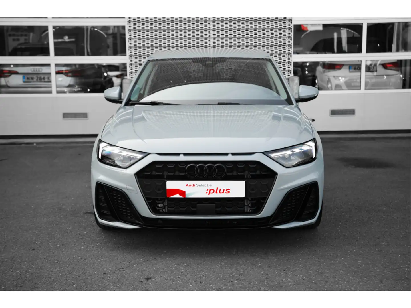 Audi A1 Sportback 25 TFSI 95pk S-Line | Navigatie | Stoelv Grijs - 2