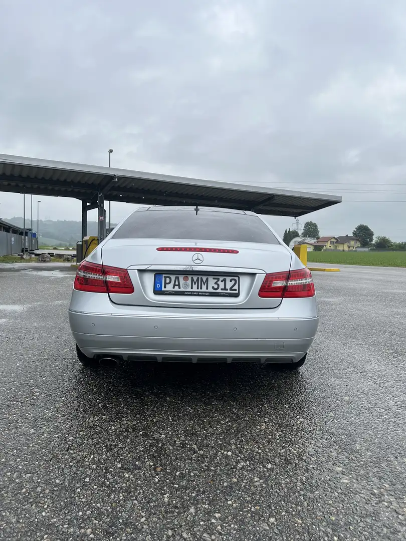 Mercedes-Benz E 250 CGI Coupe BlueEFFICIENCY Automatik Elegance - 1