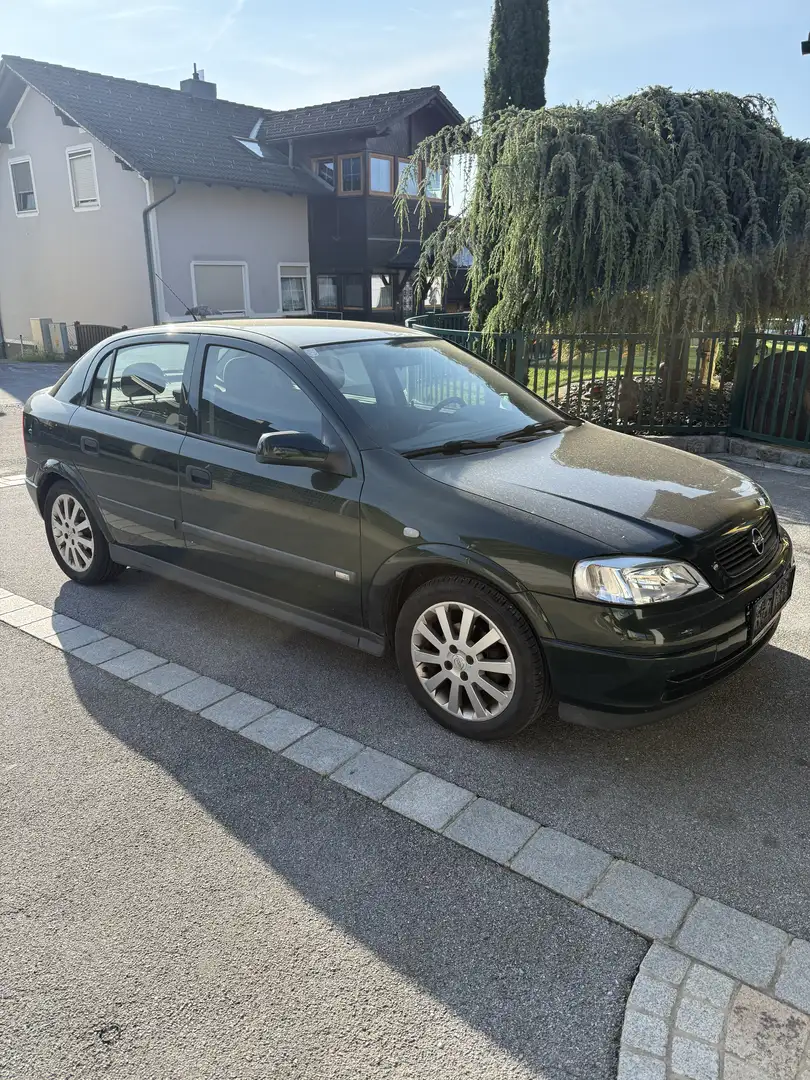 Opel Astra Comfort Vert - 1