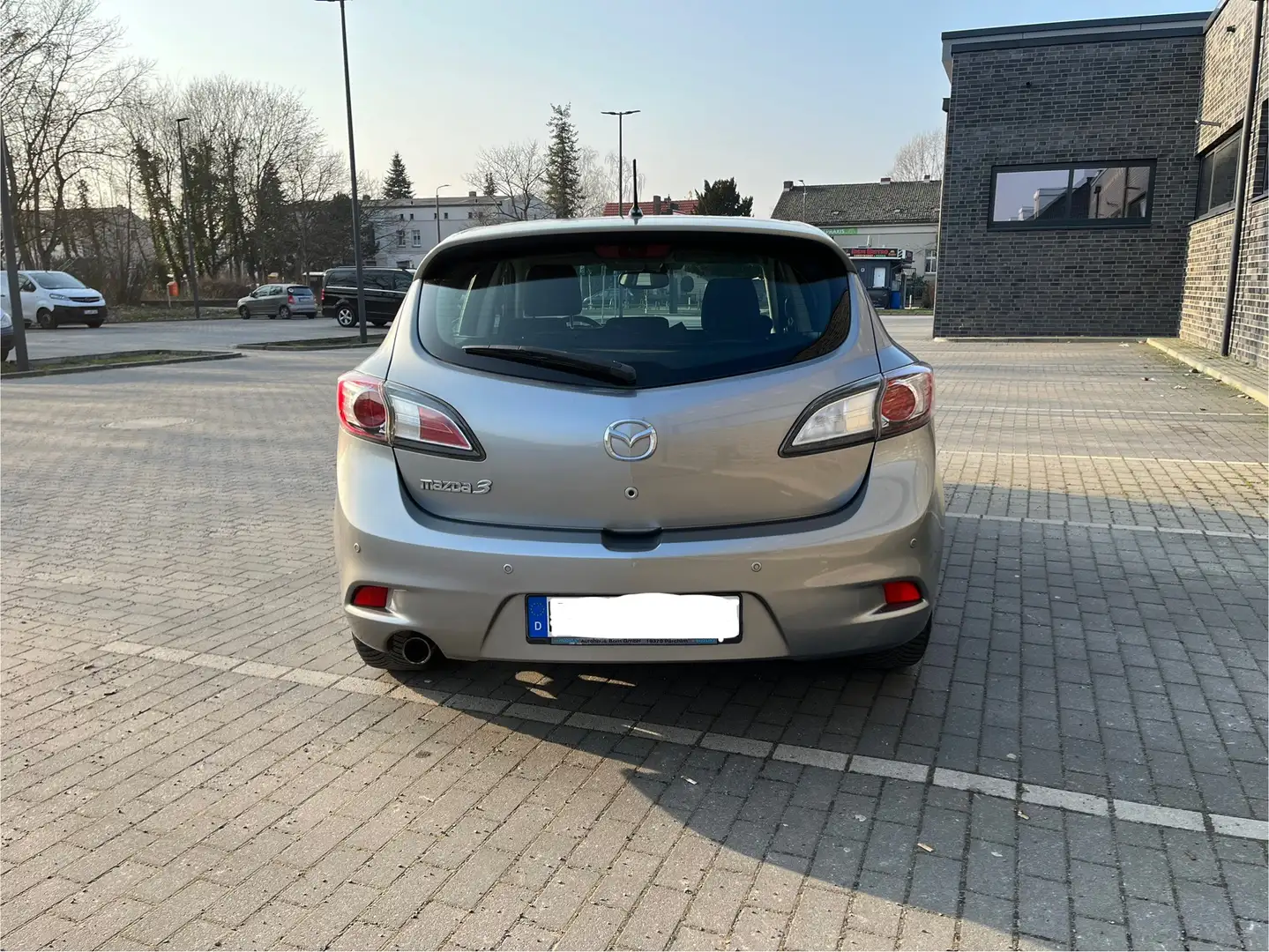 Mazda 3 Edition Grau - 2