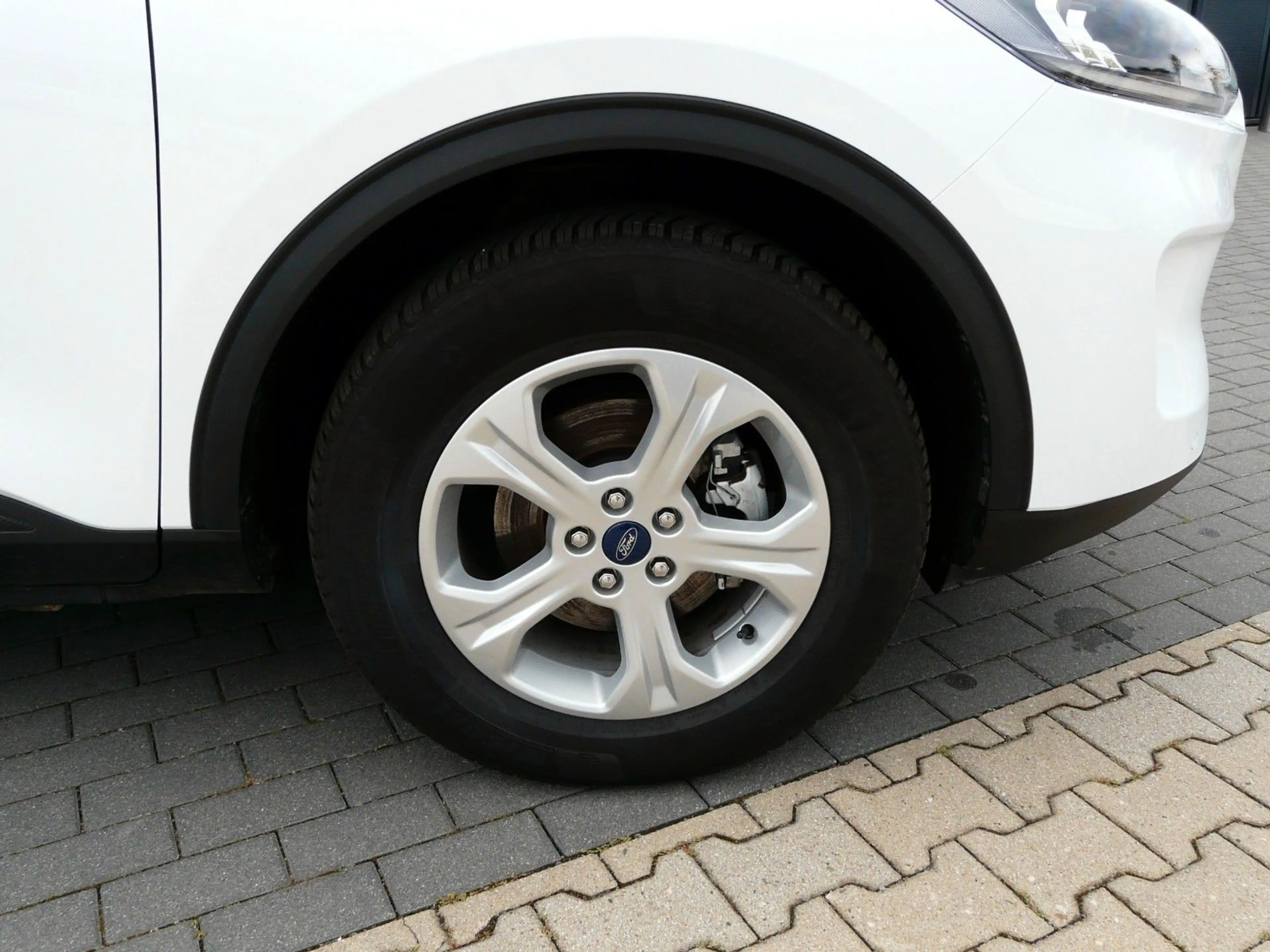 Ford Kuga PHEV Cool & Connect *AHK schwenkbar* — photo 10