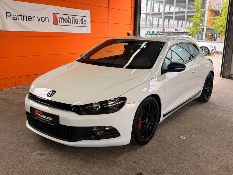 Volkswagen Scirocco 2.0 TSI 155 kW Sport-Paket 18" OZ
