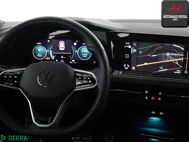 Volkswagen Golf view 14