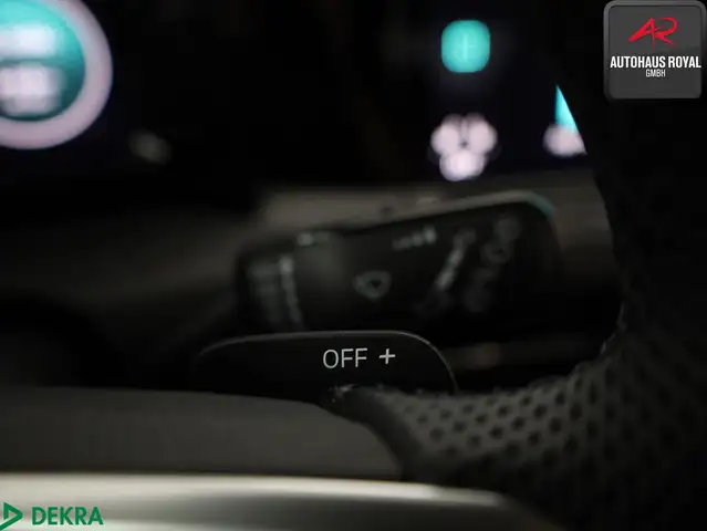Volkswagen Golf view 15