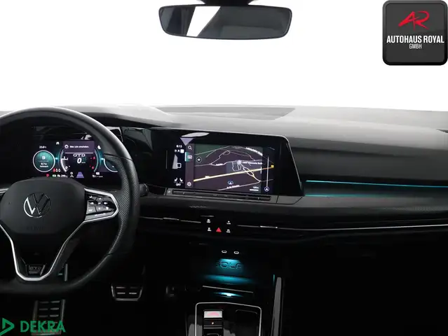 Volkswagen Golf view 9