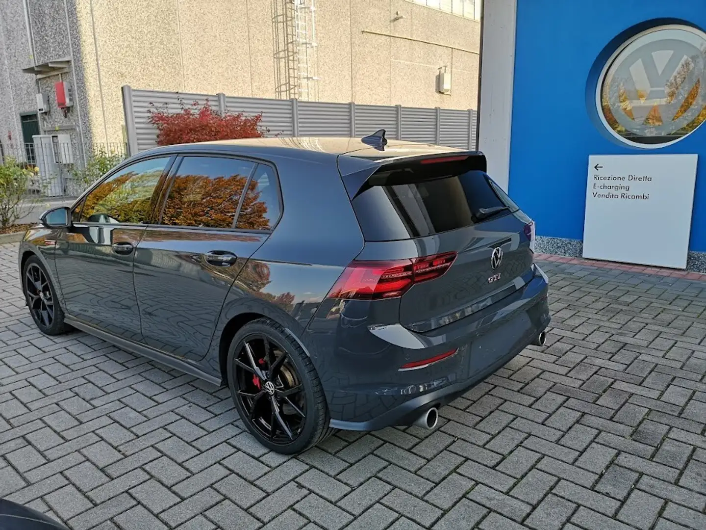 Volkswagen Golf GTI Golf 2.0 TSI GTI DSG IQ LED MATRIX ASSETTO RETROCA Grigio - 2