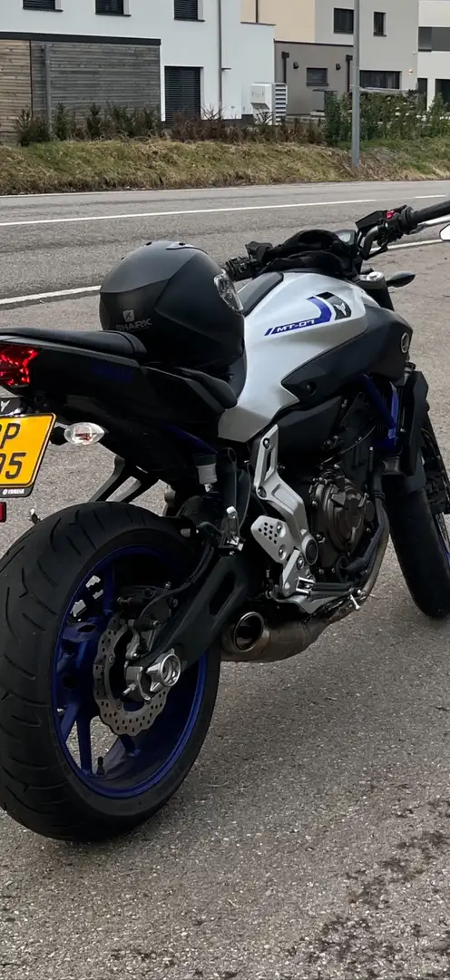 Yamaha MT-07 ligne d’échappement Akrapovic - 1