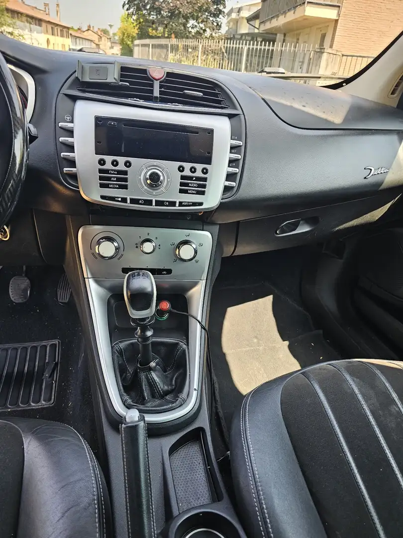 Lancia Delta 1.6 mjt Argento 120cv dpf - 2