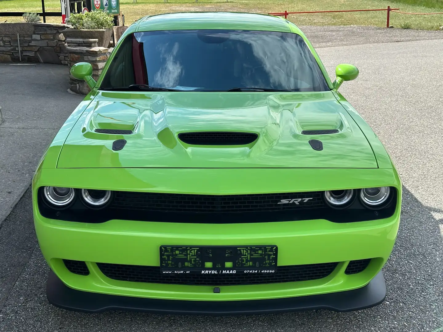 Dodge Challenger SRT Hellcat 6,2l V8 Aut. / Unfallfrei / Grün - 2
