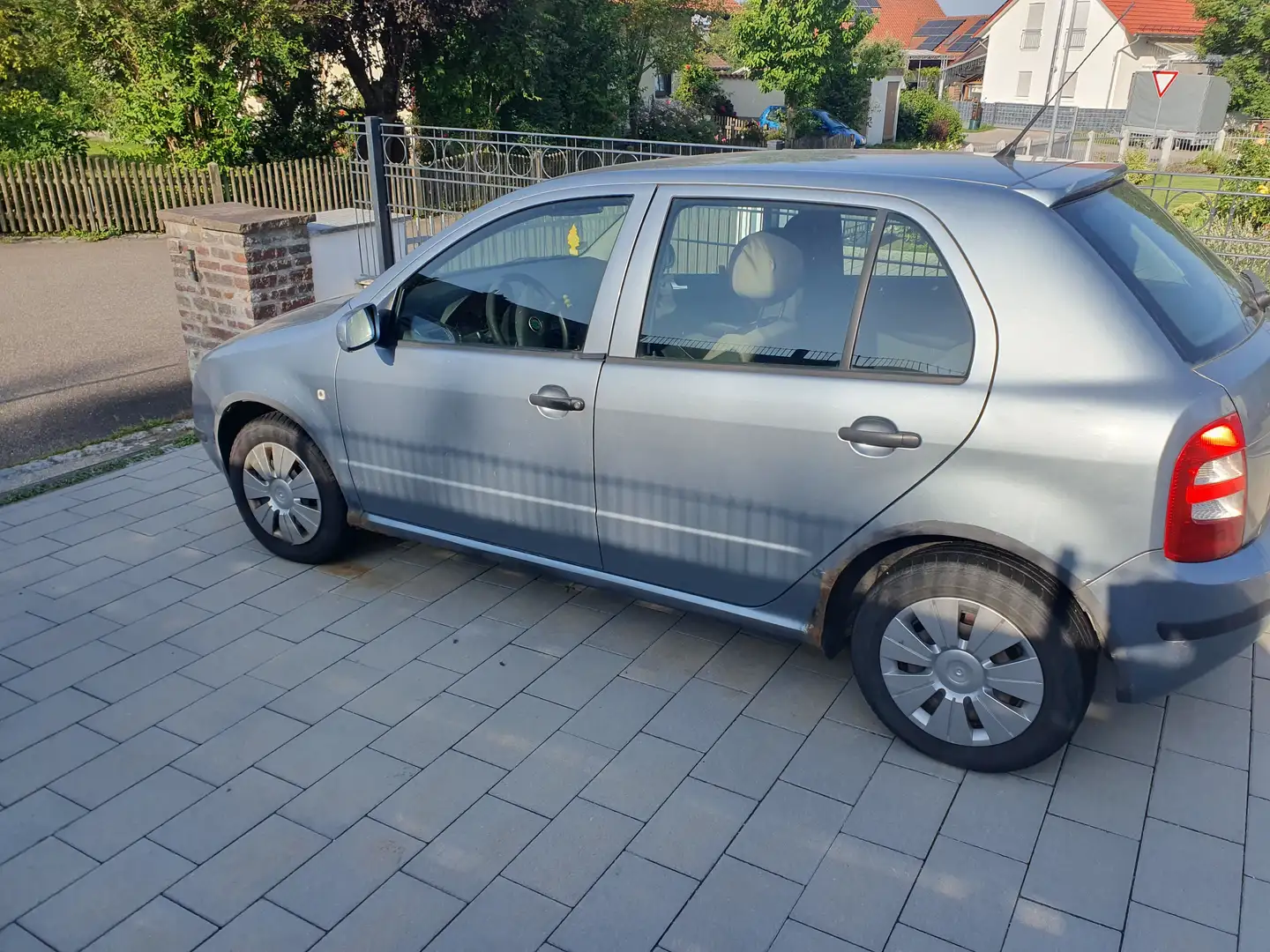 Skoda Fabia Fabia 1.2 HTP Combi Classic Albastru - 2