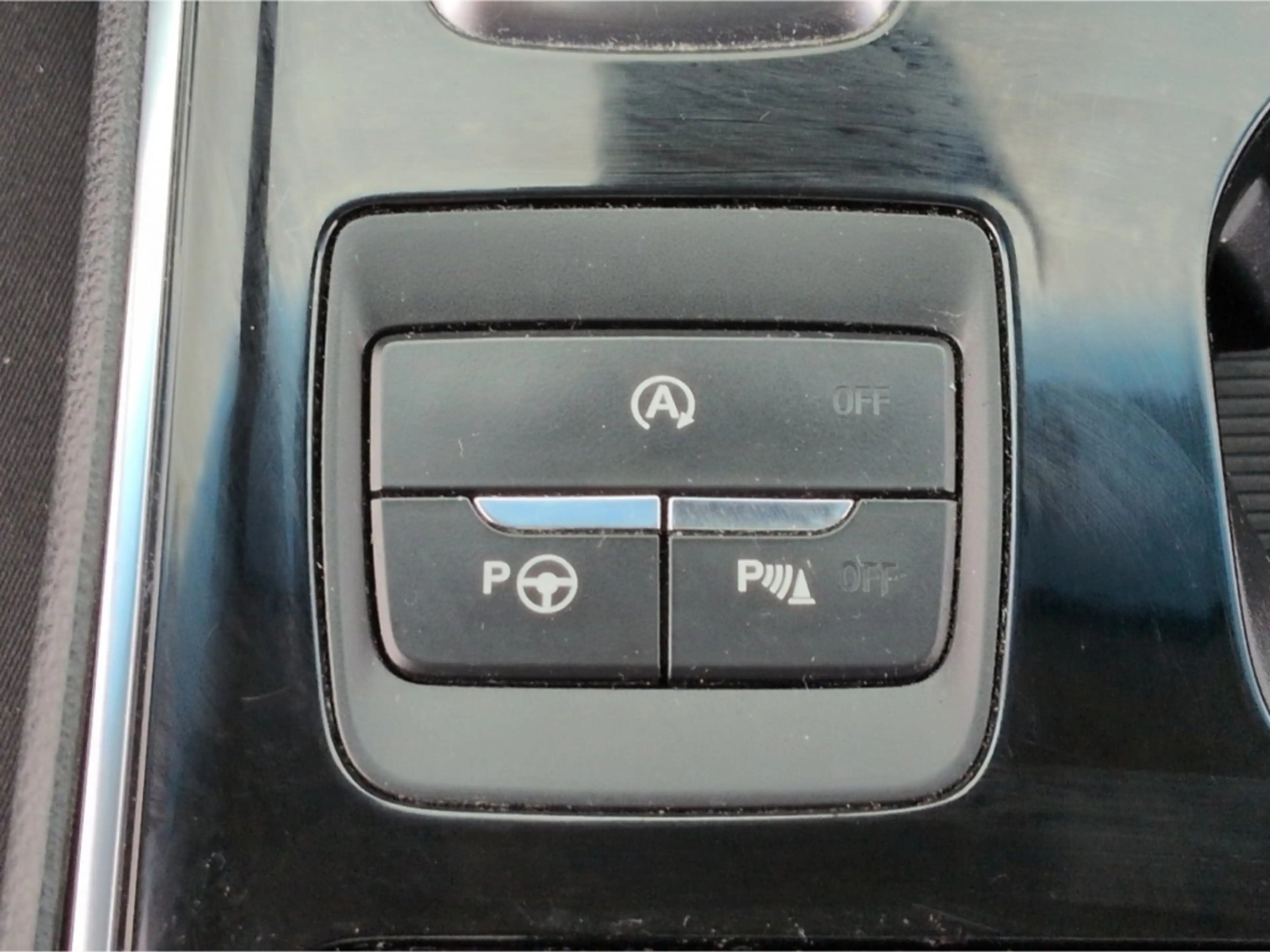 Ford Edge Titanium AWD 2.0D*AHK Panodach ACC B&O Navi — photo 14