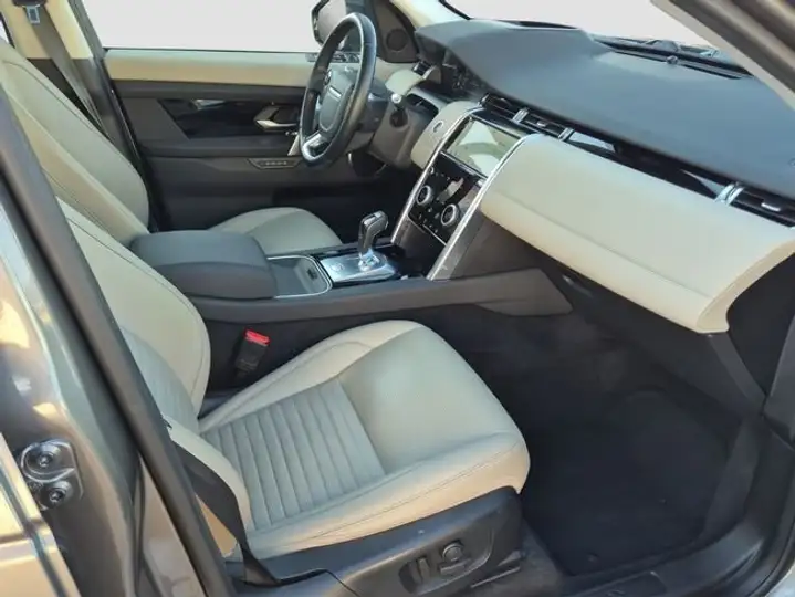 Land Rover Discovery Sport 2019, foto 16