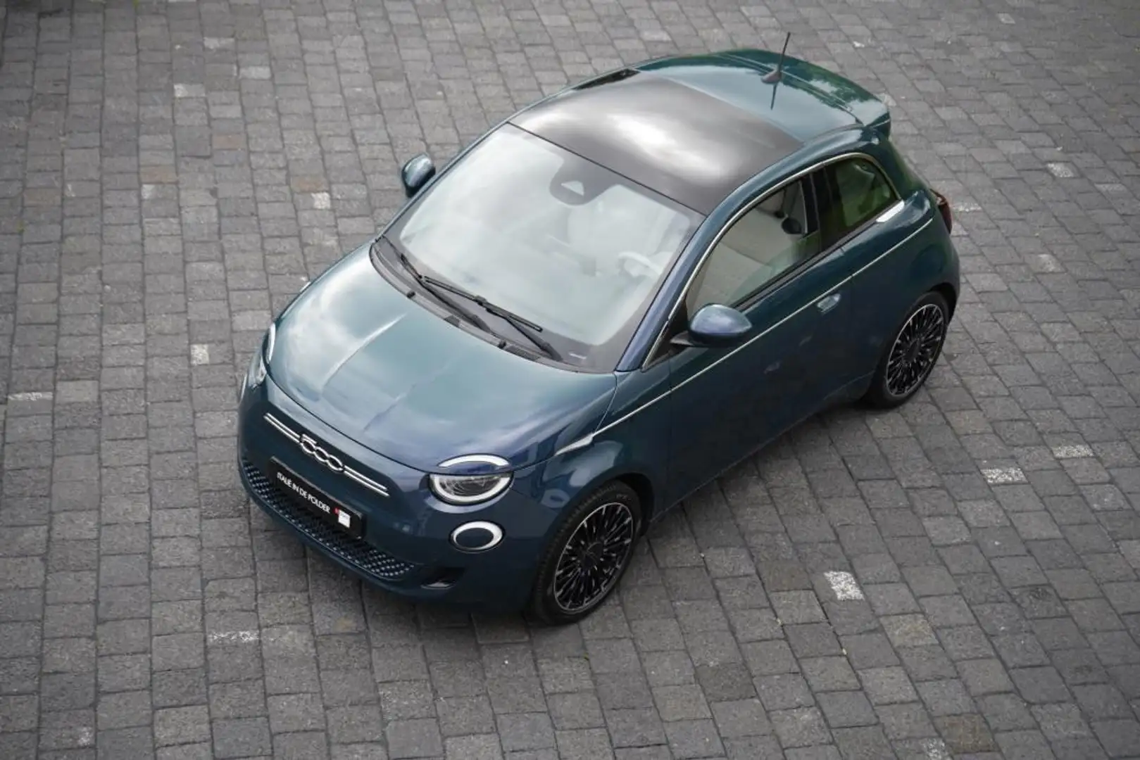 Fiat 500 La Prima 42 kWh Skywindow Groen - 2